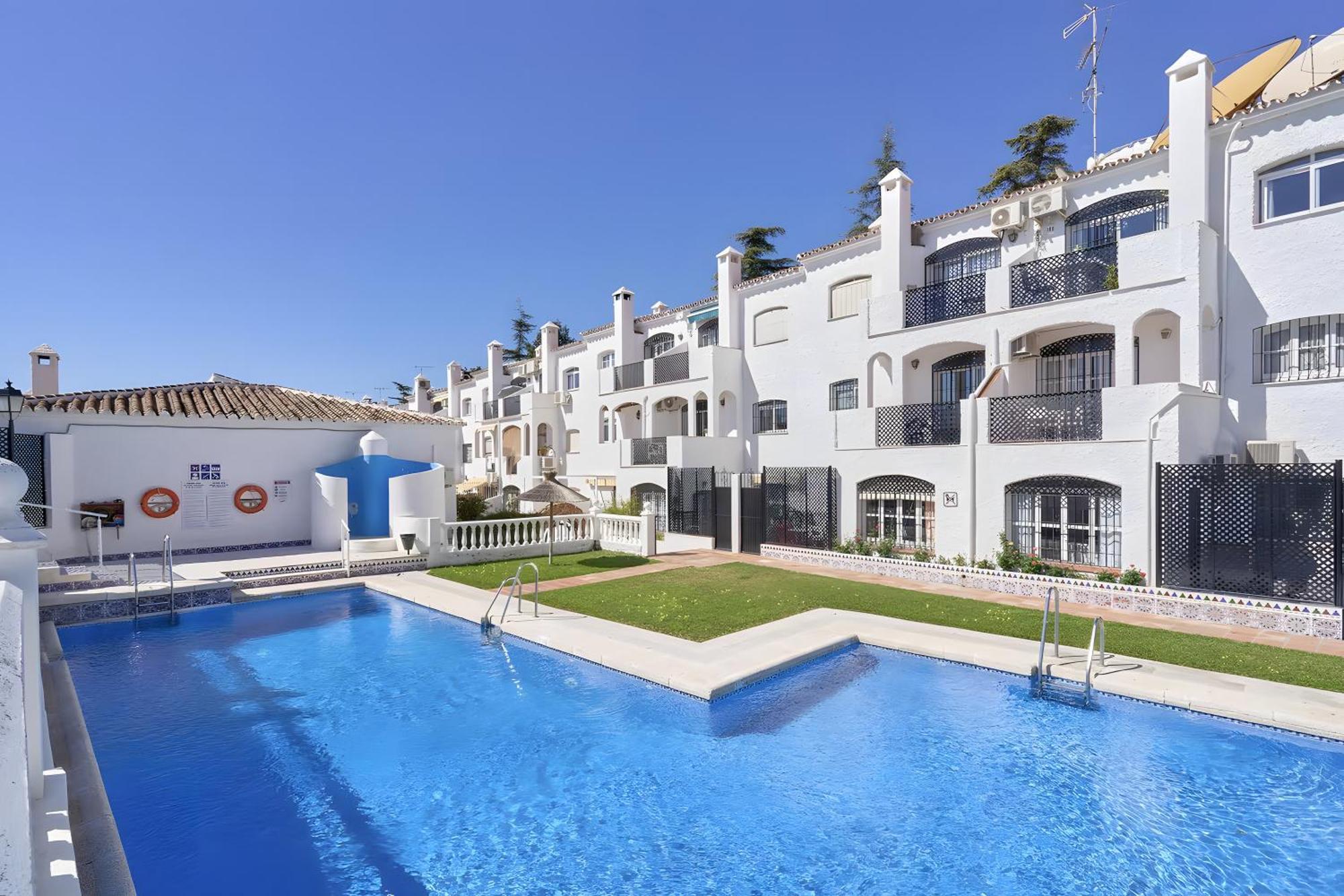 Casa Lena Town House With Pool Holiday home